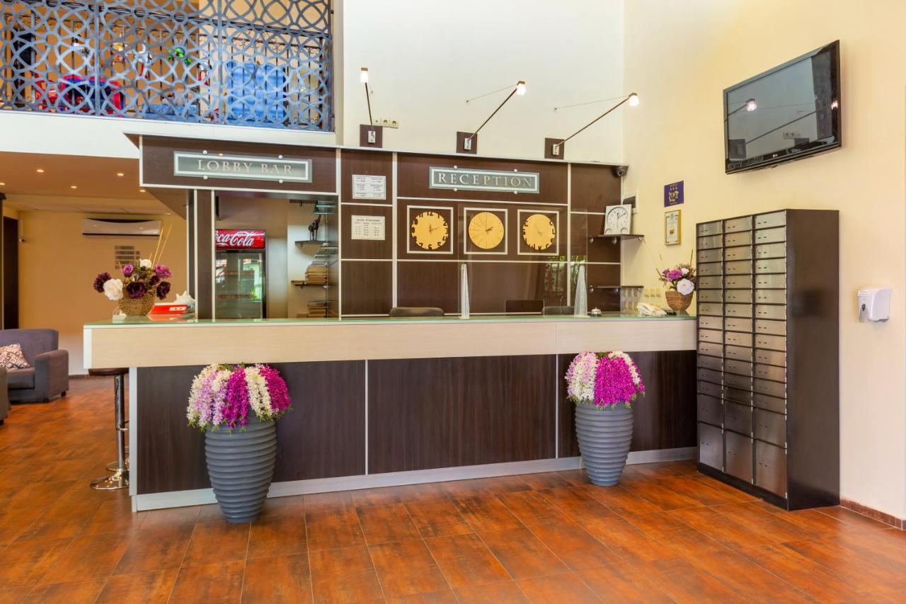 Hotel Julia スヴェティ・ヴラス エクステリア 写真