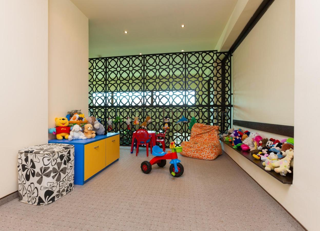 Hotel Julia スヴェティ・ヴラス エクステリア 写真